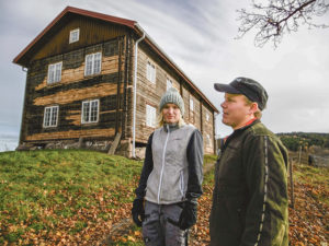 Renovering pågår av Tomta