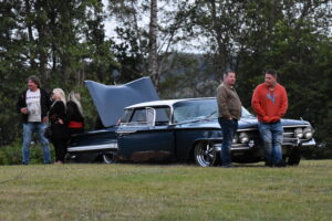 250 såg Born to rock