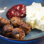Svenska köttbullar med mos